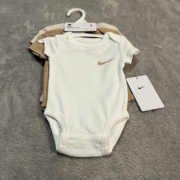 Nike Bodysuits Infant 3M Neutral White Tan 3-Pack One Piece 3 Months - Picture 1 of 4